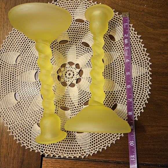 Vintage Tiffan Uranium satin glass candlesticks - Picture 7 of 7